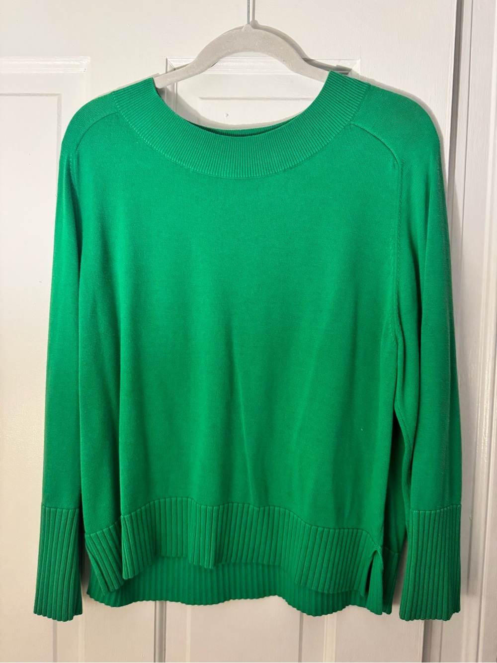 Bright Green Crewneck Sweater - Women